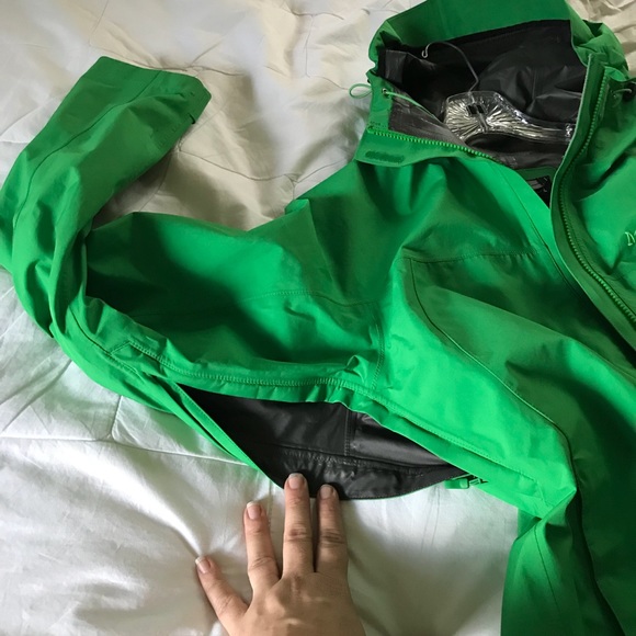 // SOLD // Lightweight Gore-tex rain jacket - Picture 6 of 6